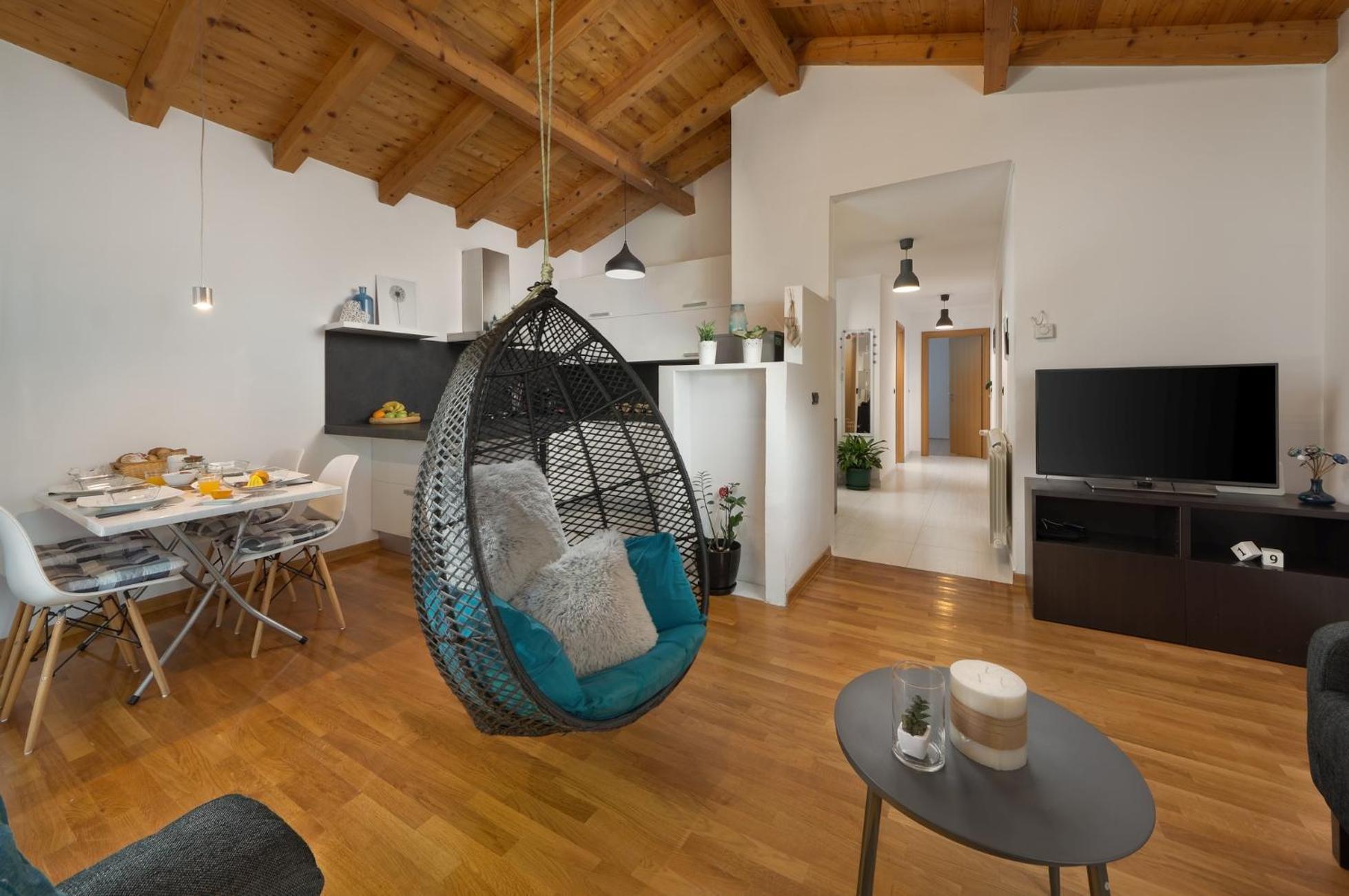 Nala - Detached House, Walk To Pula