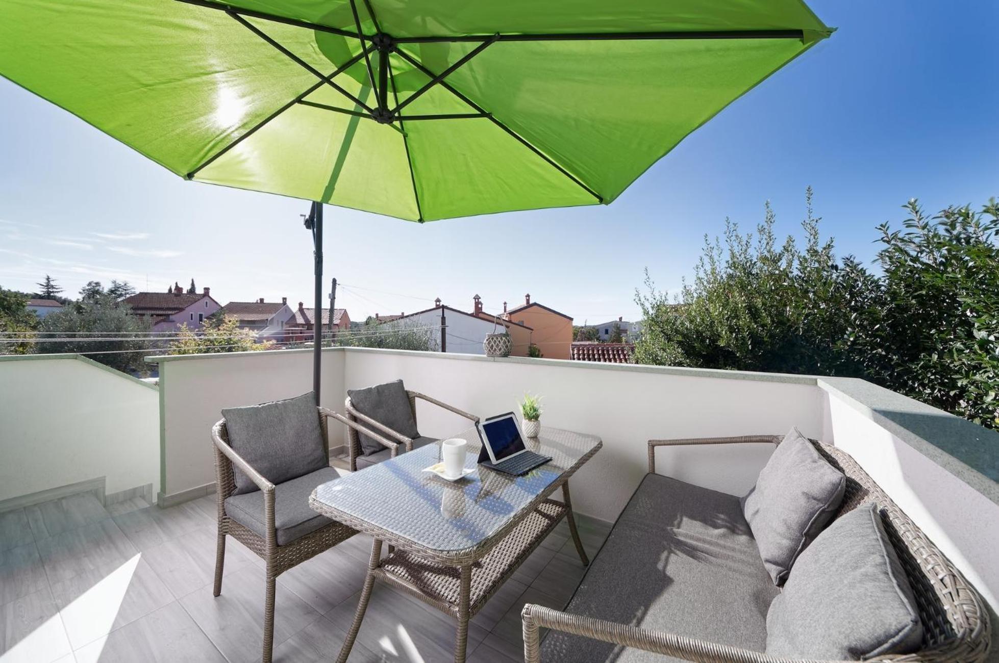 Vikendica Nala - Detached House, Walk To Pula